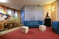 Armstrong Hotel Paris